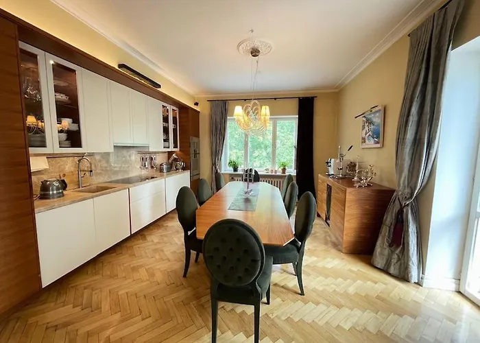 Apartment Spacious In Center Reval