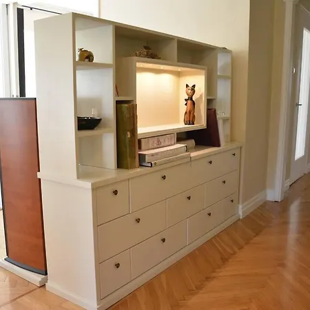 Spacious In Center Tallin